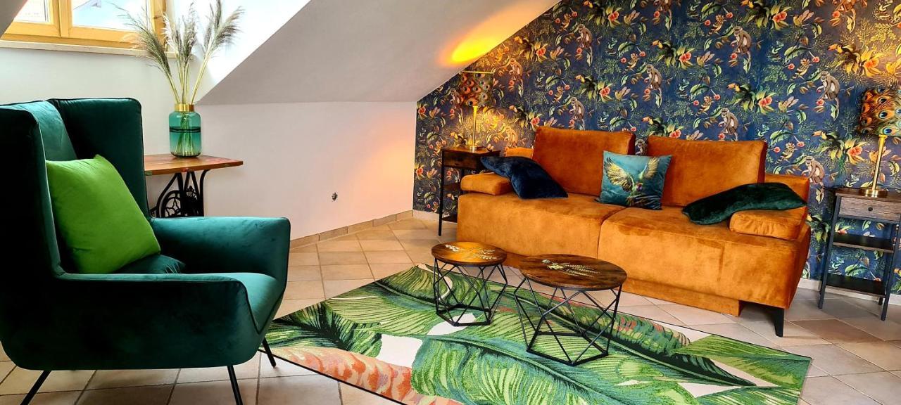 Idyllische Designer-Apartments Am Bio-Bauernhof In Salzburgerseenland Schmiding 10 Seekirchen am Wallersee Szoba fotó